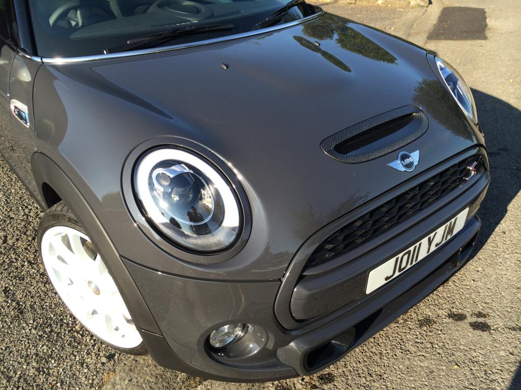 MK3 MINI Cooper/S/SD/JCW F54 F55 F56 F57 Black Bonnet Scoop / Air