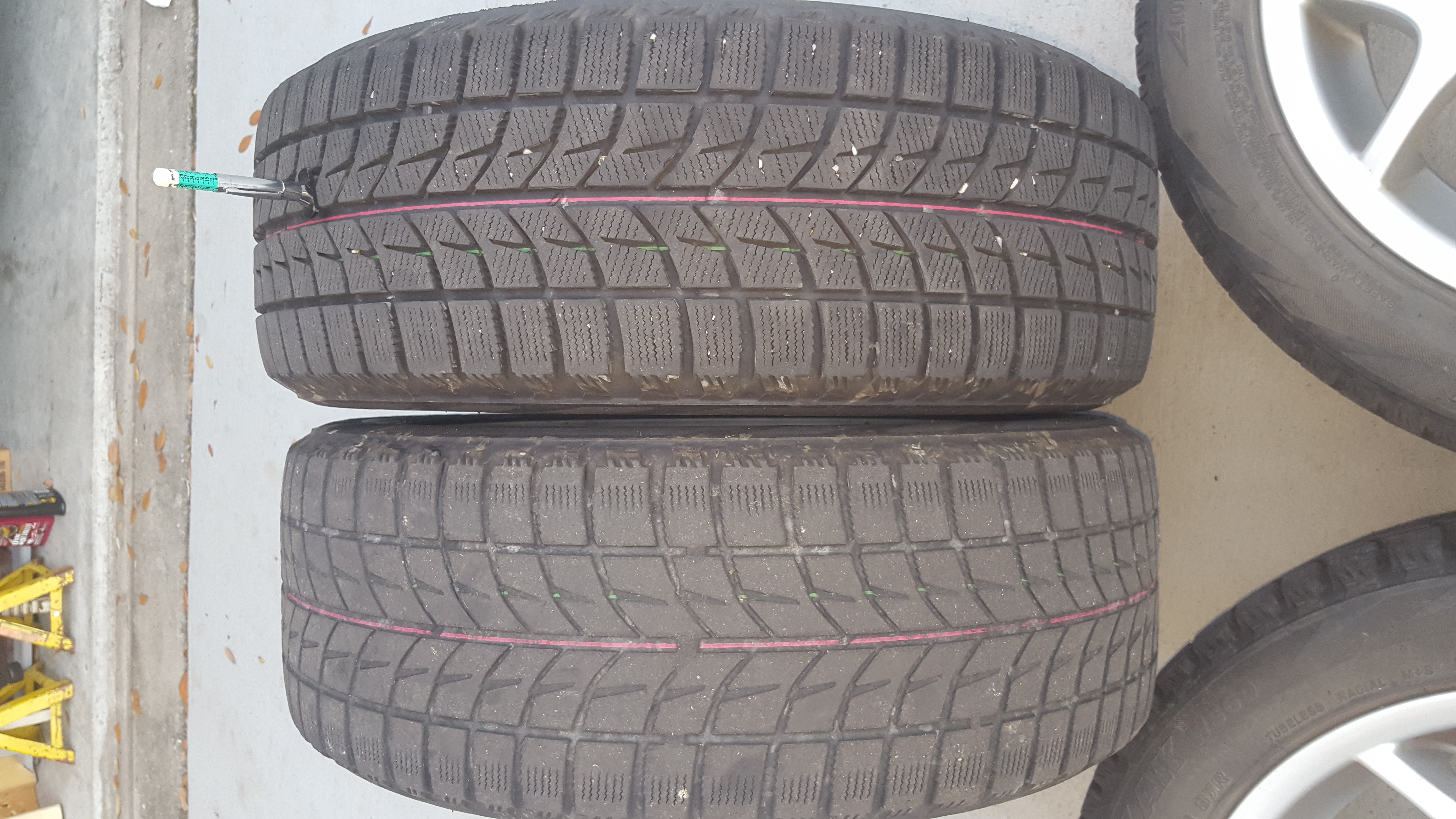 mini b tires