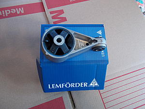 Gen 1 Lemforder Lower Motor Mount.-dscn0594.jpg