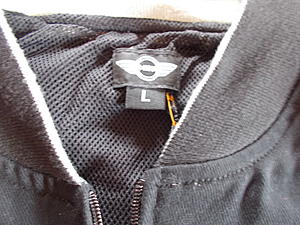 New MINI Black Jacket. Large. 49&quot; chest.-dscn0626.jpg