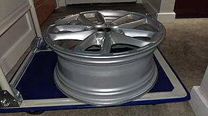 Set of 4 17&quot; OEM Style 24 SILVER RIMS with TPMs Attached-imag0535.jpg