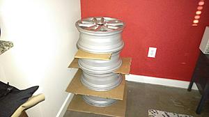 Set of 4 17&quot; OEM Style 24 SILVER RIMS with TPMs Attached-imag0537-1-.jpg