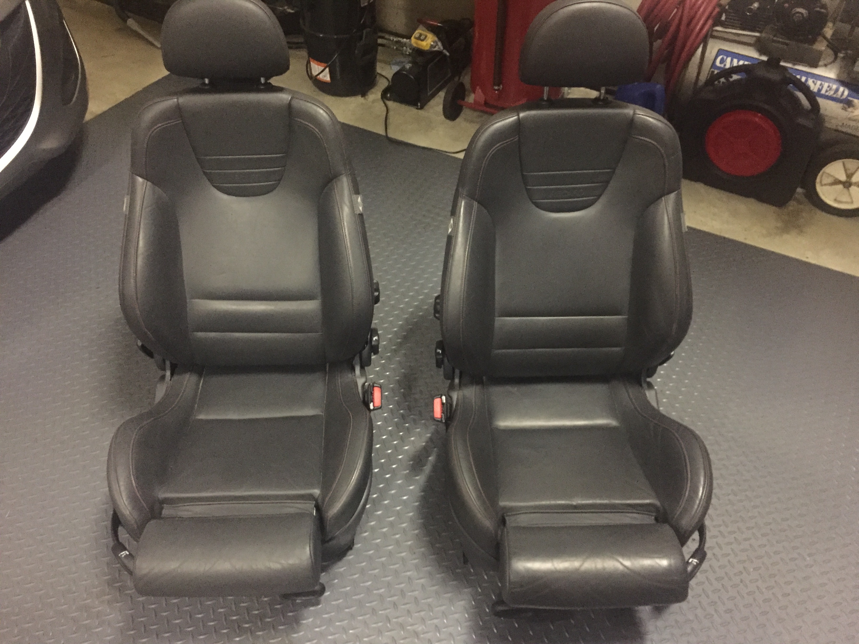 Mini cooper recaro seats hotsell for sale