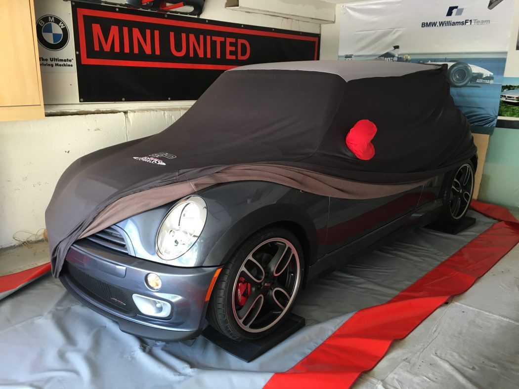 Genuine MINI - 82110421606 - Car Cover Black / Red : MINI GP - Outdoor -  (NO LONGER AVAILABLE) (82-11-0-421-606)
