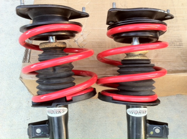 JCW Sport suspension with coil springs in Red