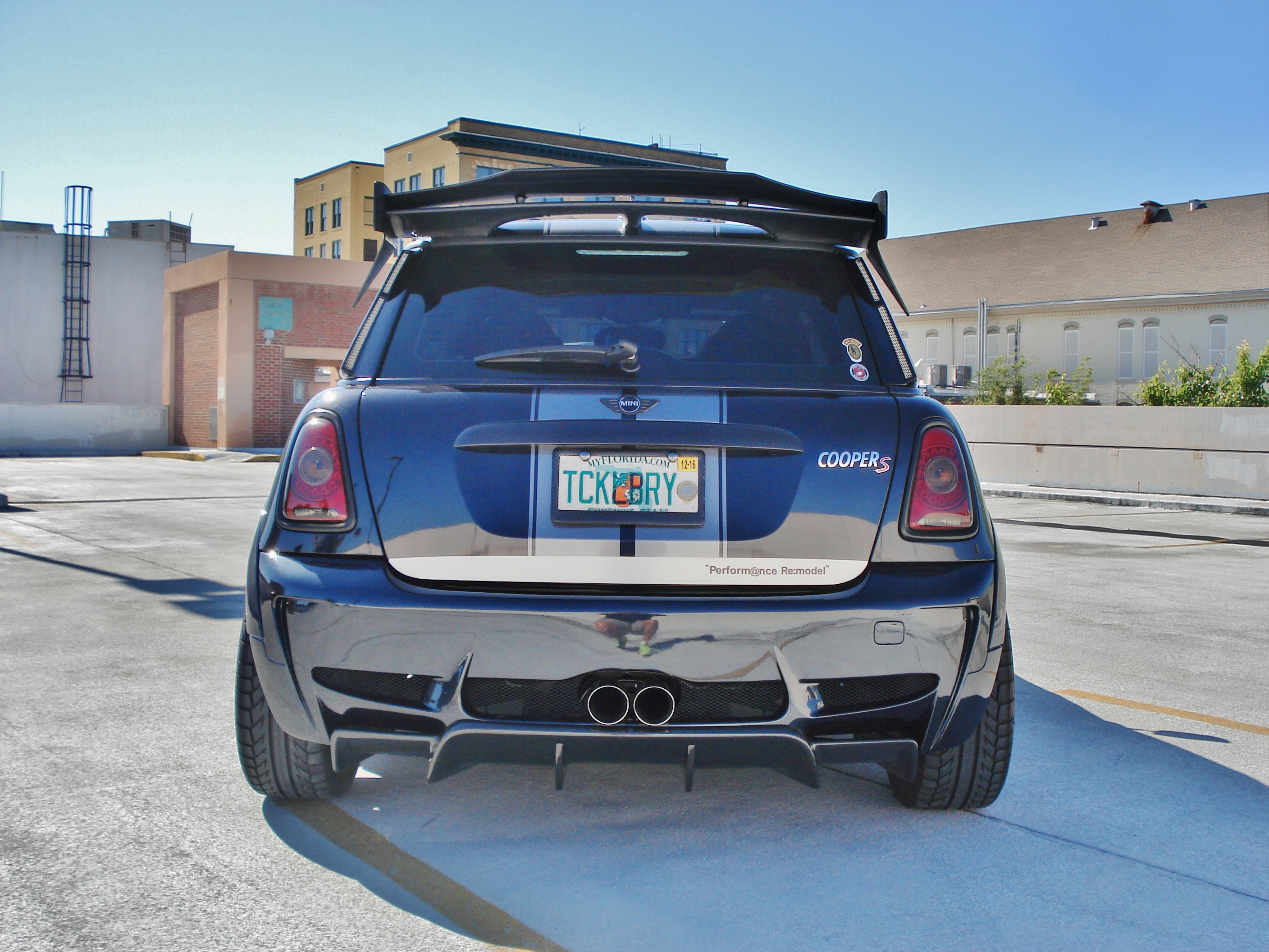 FS:: 2009 MINI COOPER S (DuelL AG equipped) - North American Motoring