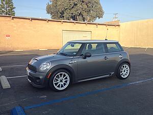 Please post pictures of your R56 here...-yprg0bk.jpg